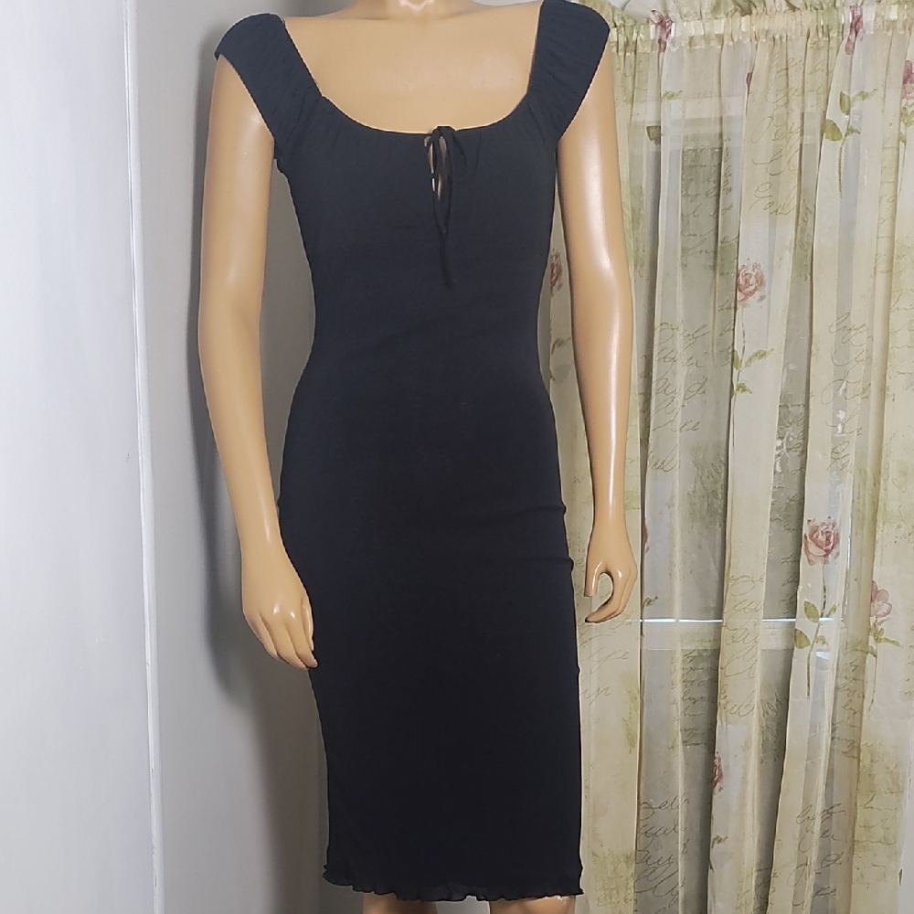 Guess Elegant Black‎ Midi Dress